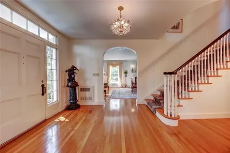 526 Cole Avenue Providence RI 02906