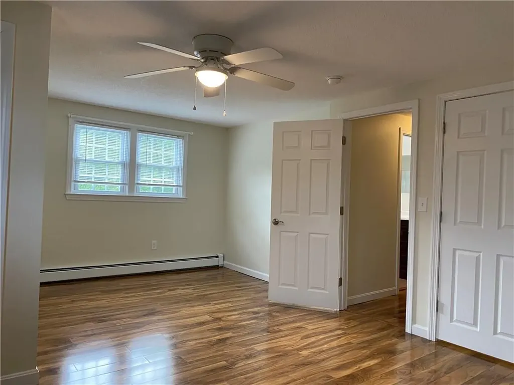 645 Fish Road Tiverton RI 02878