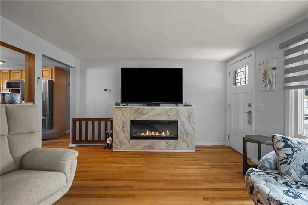17 Palm Street North Providence RI 02904
