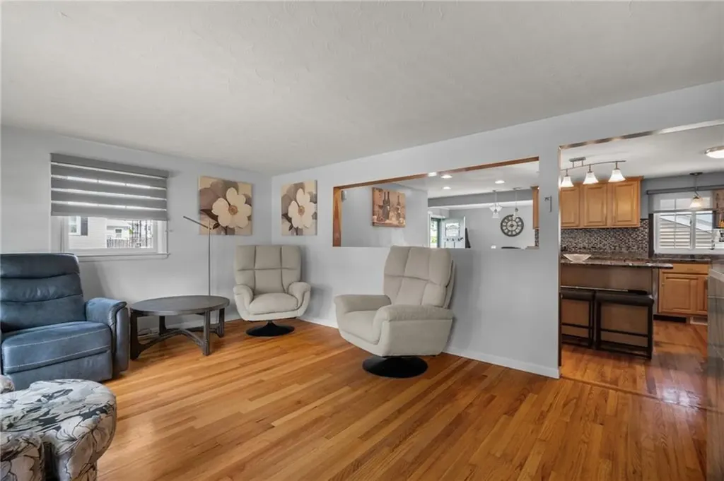 17 Palm Street North Providence RI 02904
