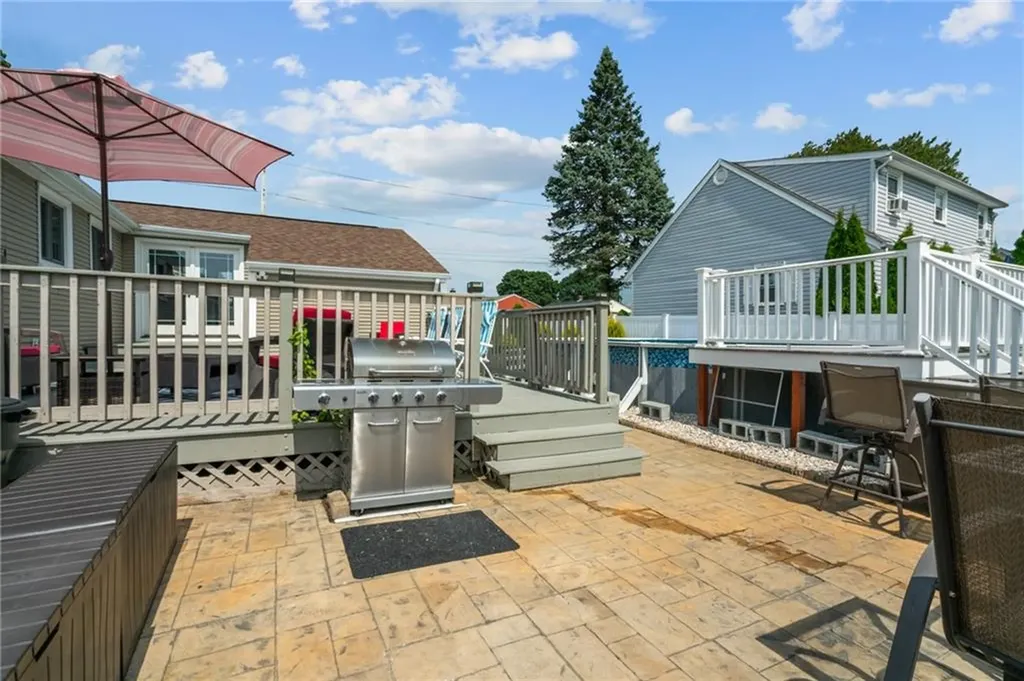 17 Palm Street North Providence RI 02904