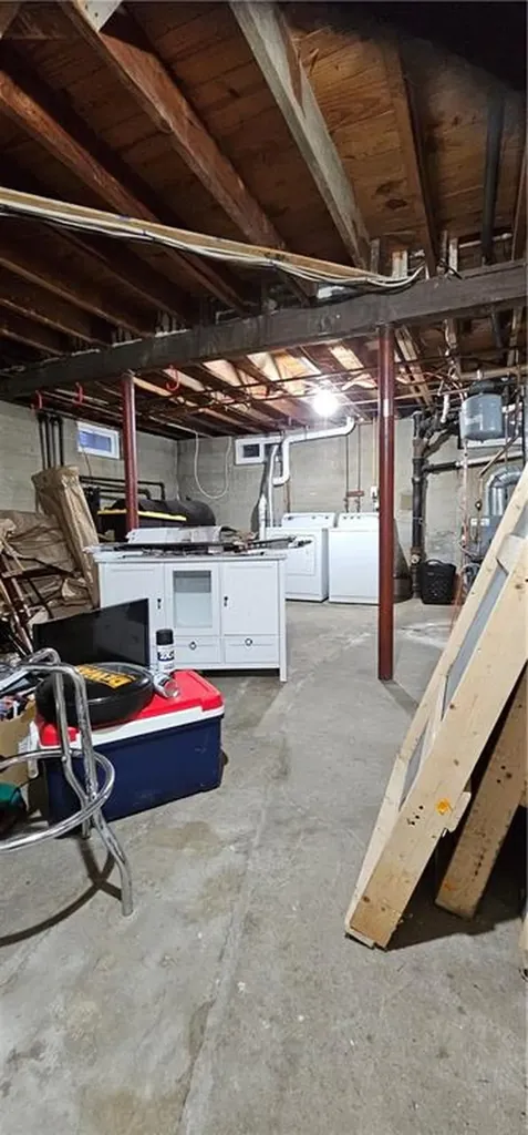 85 Randall Street Cranston RI 02920