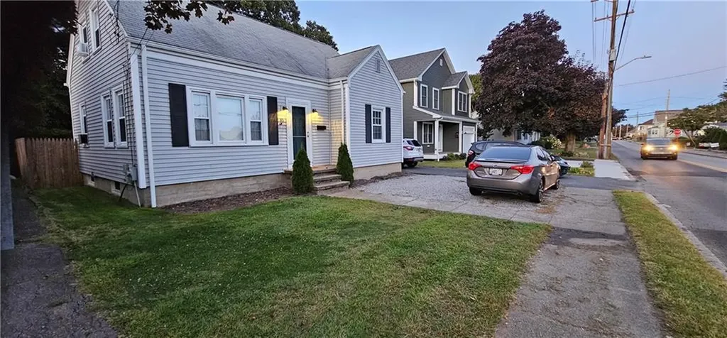 85 Randall Street Cranston RI 02920