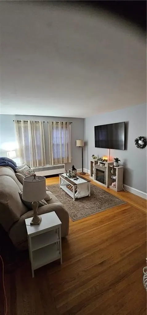 85 Randall Street Cranston RI 02920