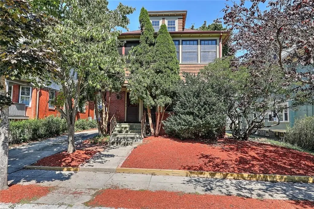 72 74 Dana Street Providence RI 02906