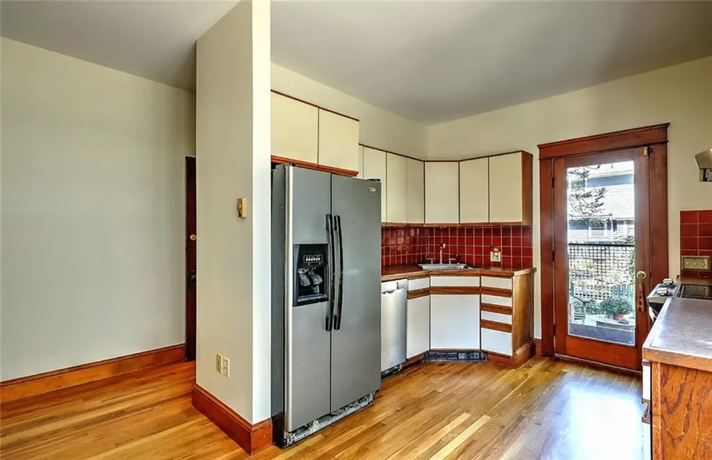 72 74 Dana Street Providence RI 02906