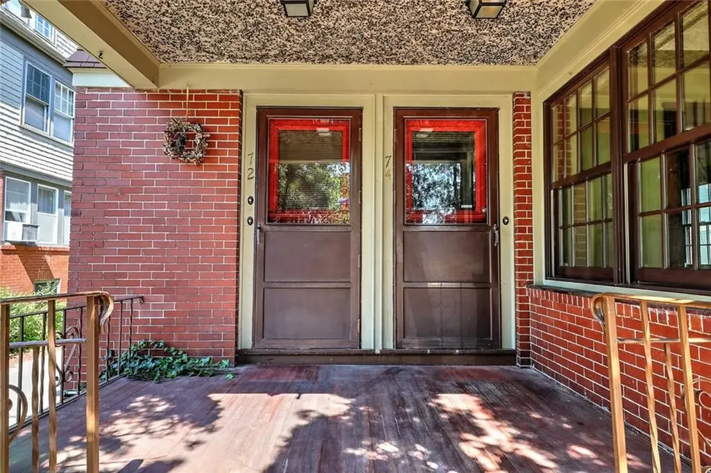72 74 Dana Street Providence RI 02906