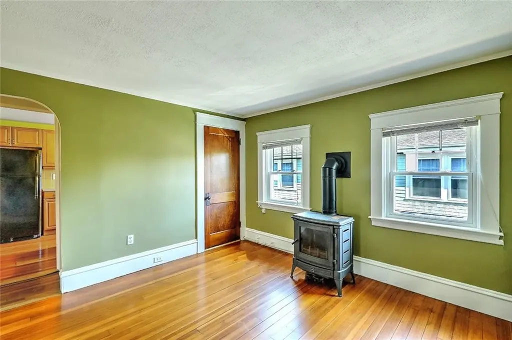 72 74 Dana Street Providence RI 02906
