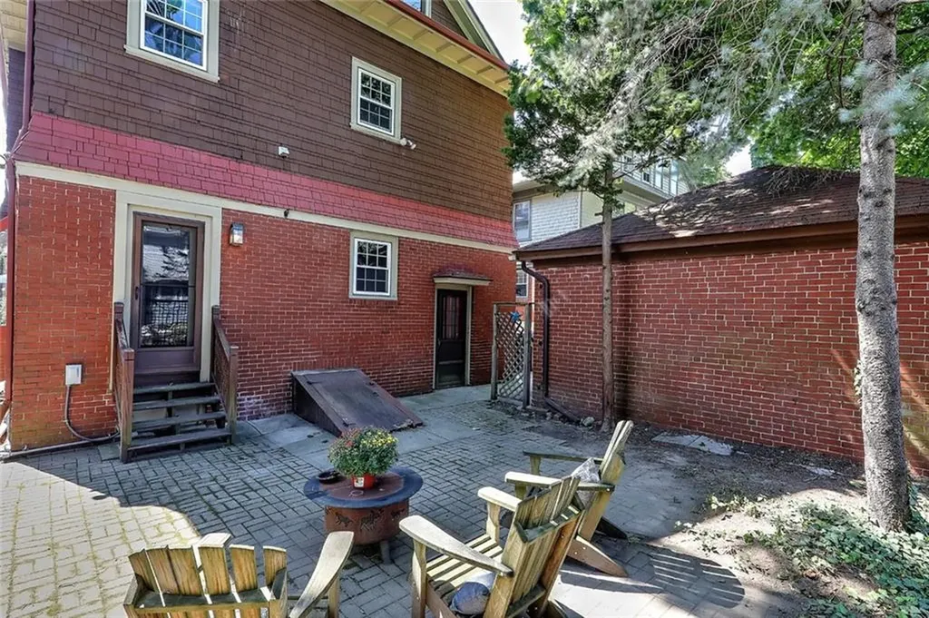 72 74 Dana Street Providence RI 02906