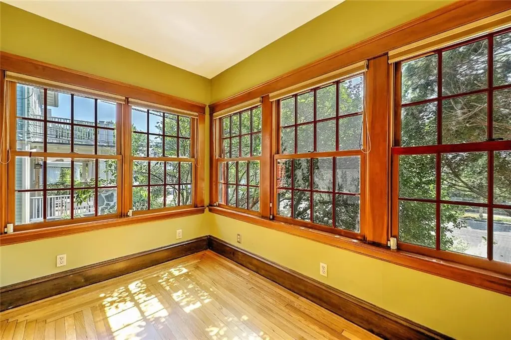 72 74 Dana Street Providence RI 02906