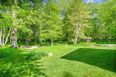 989 Mooresfield Road South Kingstown RI 02879