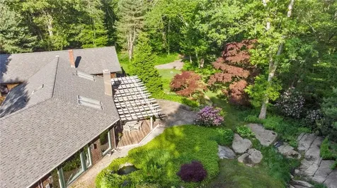 989 Mooresfield Road South Kingstown RI 02879