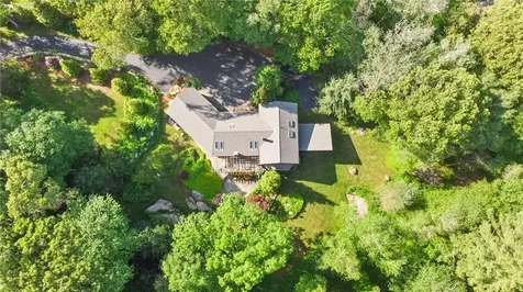 989 Mooresfield Road South Kingstown RI 02879