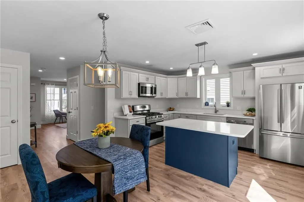 8 Lisi Lane Providence RI 02904