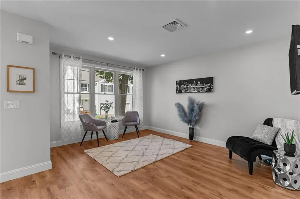 8 Lisi Lane Providence RI 02904