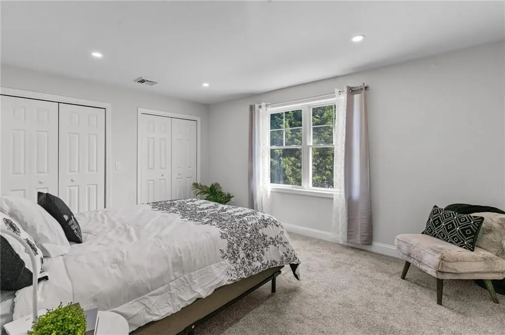 8 Lisi Lane Providence RI 02904