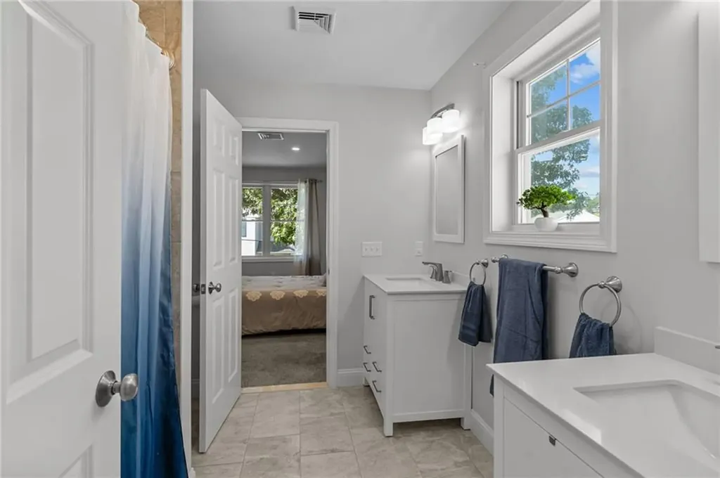 8 Lisi Lane Providence RI 02904
