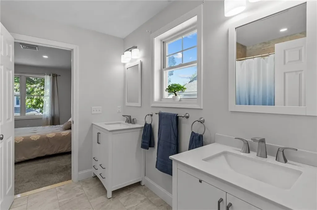 8 Lisi Lane Providence RI 02904