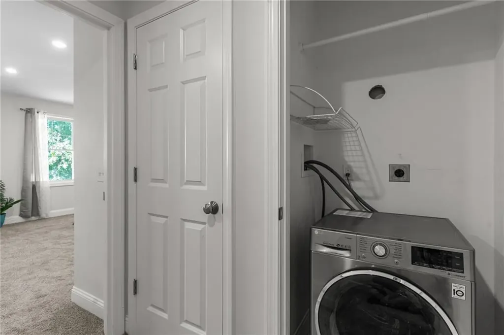8 Lisi Lane Providence RI 02904