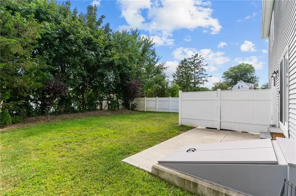 8 Lisi Lane Providence RI 02904