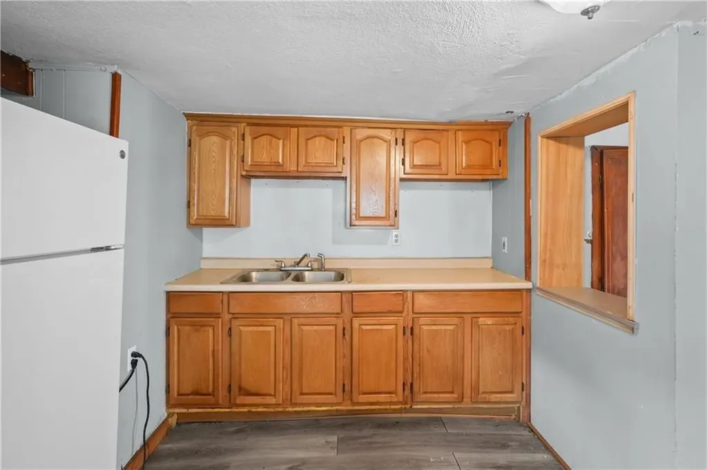 136 138 Earle Street Central Falls RI 02863