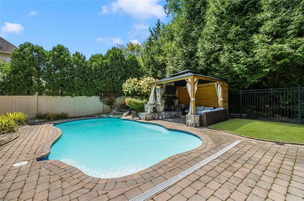 50 Millers Brook Drive Cumberland RI 02864