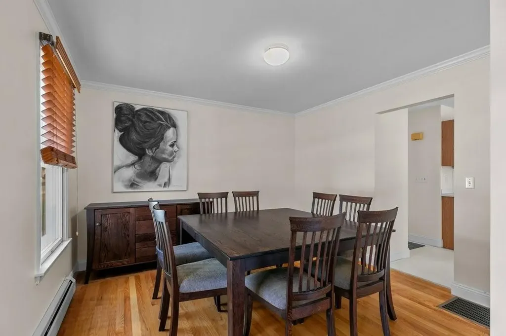 42 Pequot Lane Middletown RI 02842
