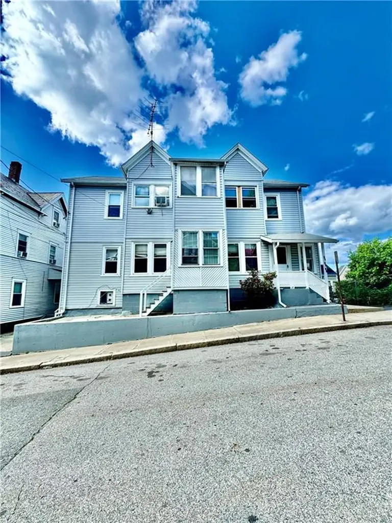40 Paradis Avenue Woonsocket RI 02895