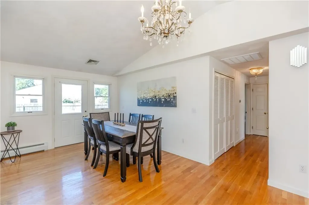 29 Zachariah Place Warwick RI 02889