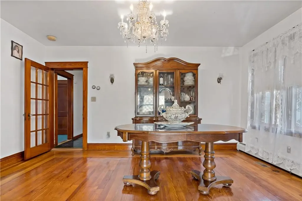 32 Pearse Avenue Bristol RI 02809