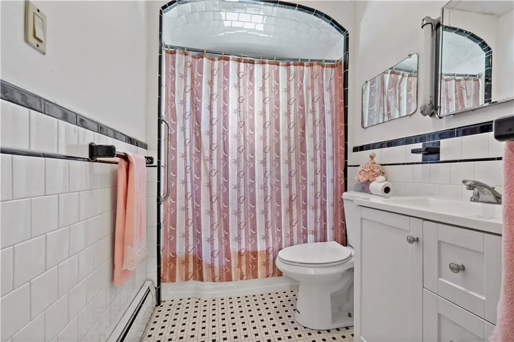 32 Pearse Avenue Bristol RI 02809