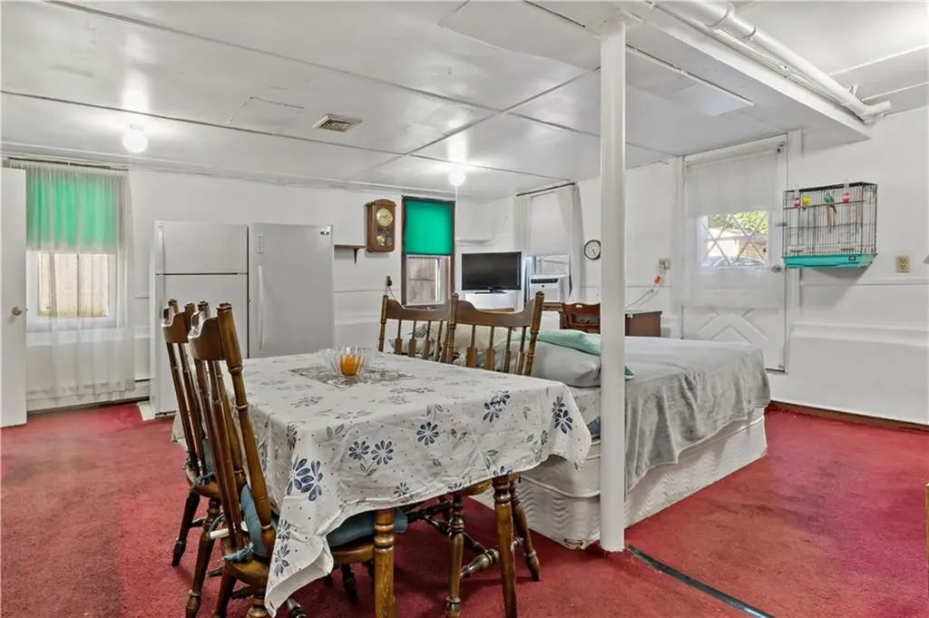 32 Pearse Avenue Bristol RI 02809