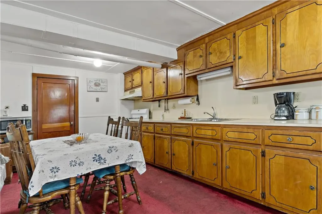 32 Pearse Avenue Bristol RI 02809