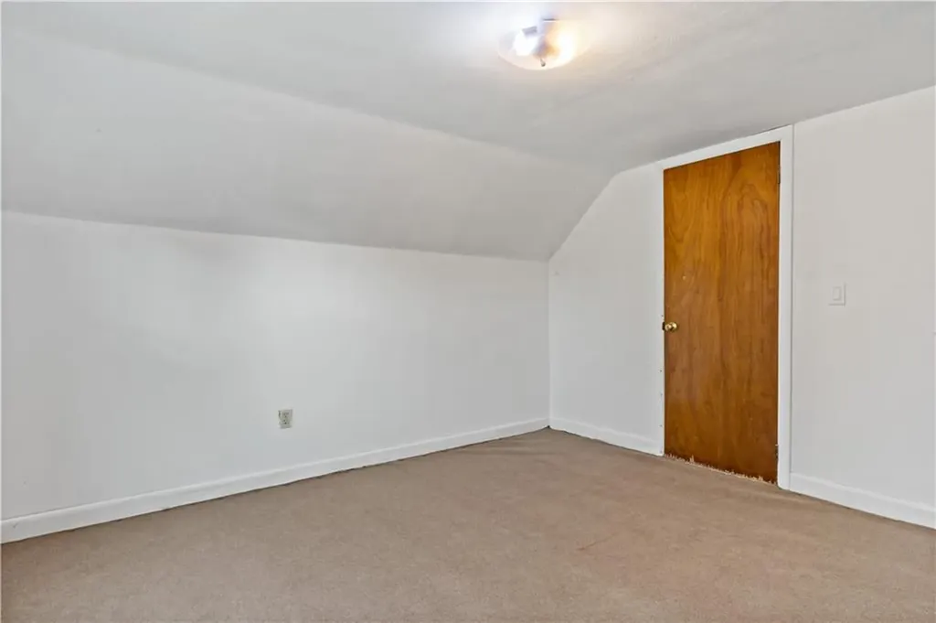 32 Pearse Avenue Bristol RI 02809