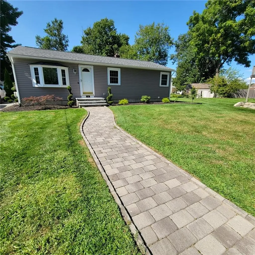 28 Davis Street West Warwick RI 02893
