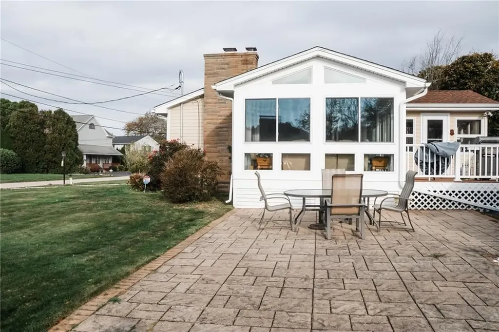 50 Camden Road Narragansett RI 02882