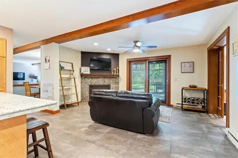 1114 Great Road Lincoln RI 02865