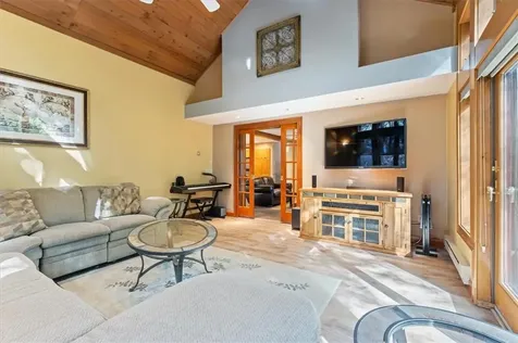 1114 Great Road Lincoln RI 02865