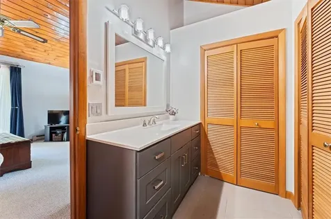 1114 Great Road Lincoln RI 02865