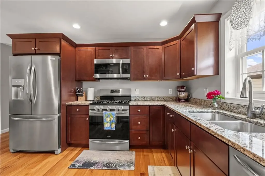 70 Everett Street Pawtucket RI 02861