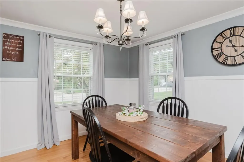 97 Pilgrim Drive Warwick RI 02888