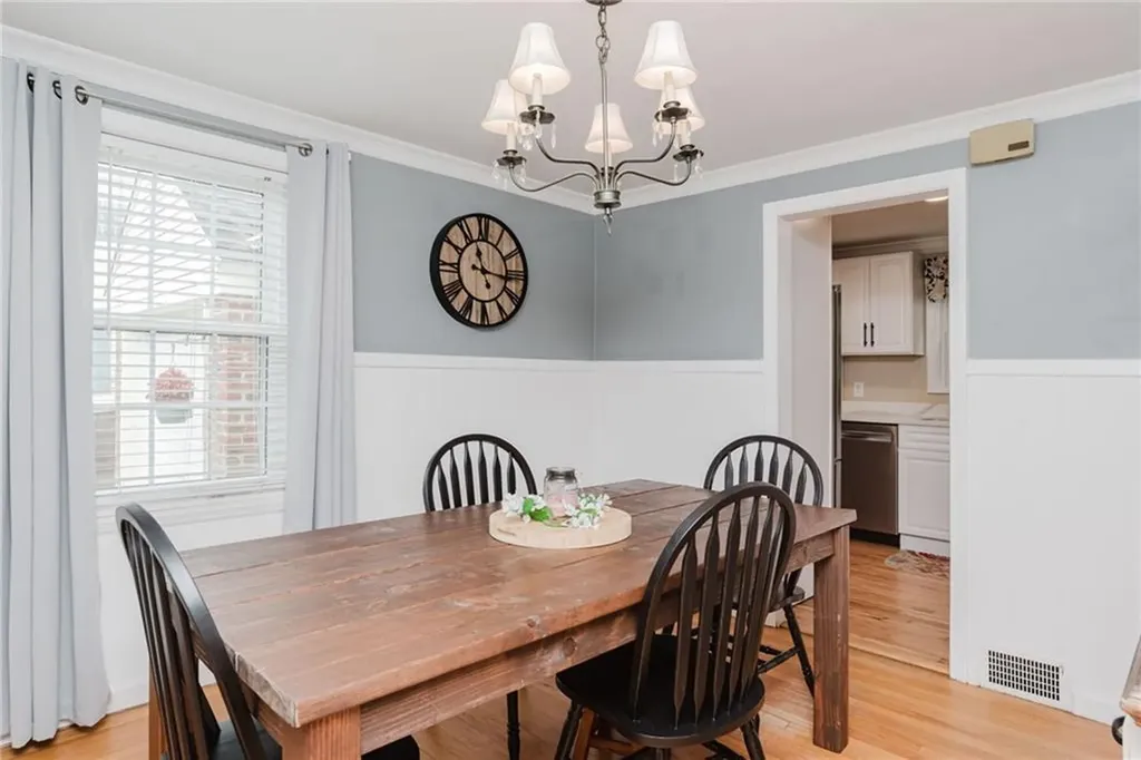 97 Pilgrim Drive Warwick RI 02888