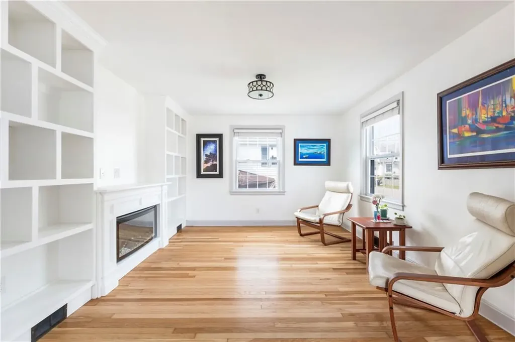 253 Baxter Street Pawtucket RI 02861