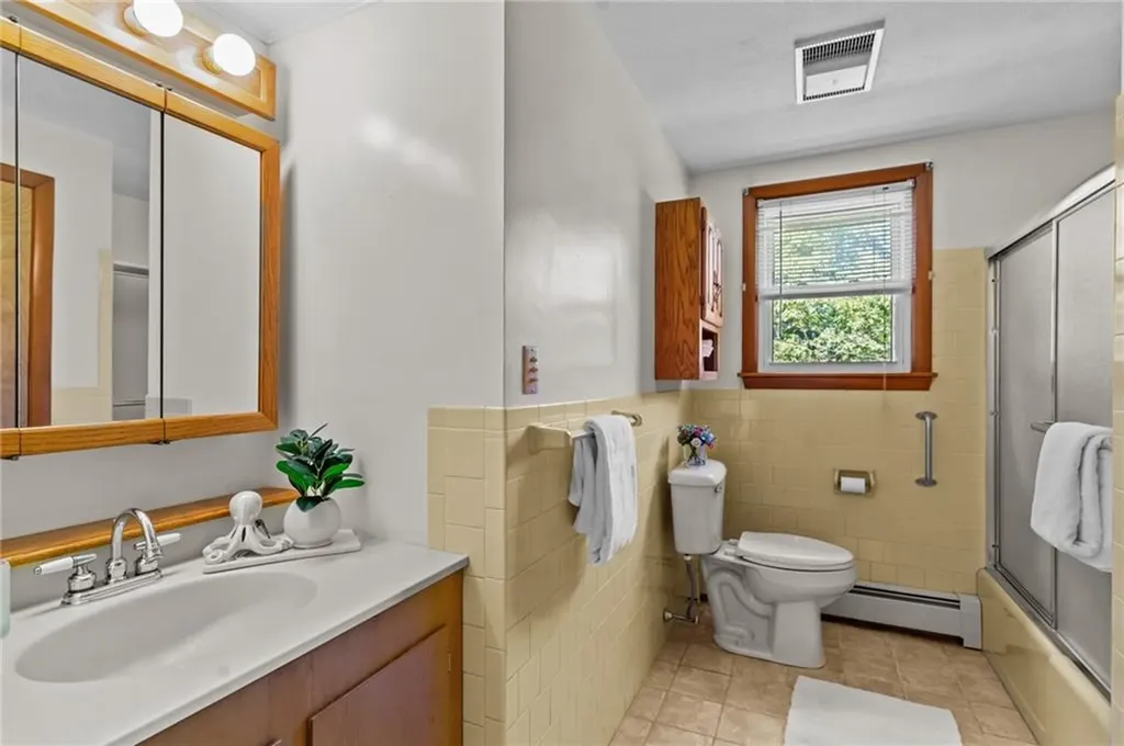 47 Mockingbird Drive Cranston RI 02920