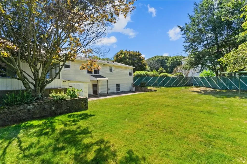 47 Mockingbird Drive Cranston RI 02920