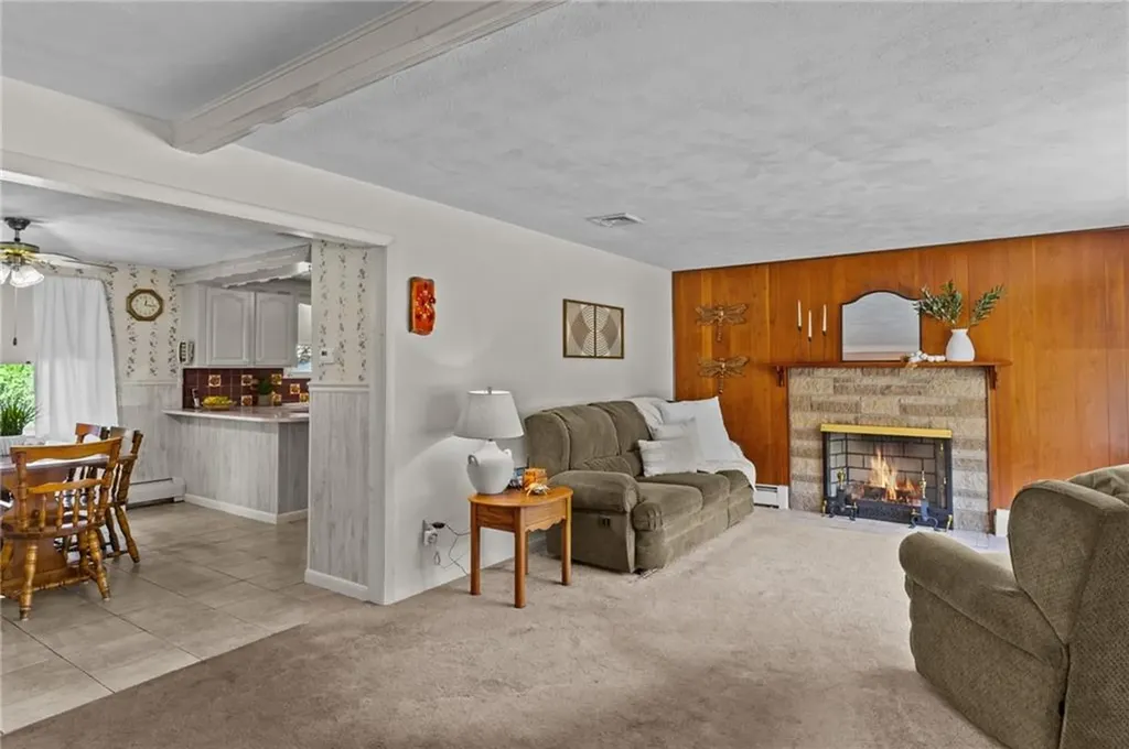47 Mockingbird Drive Cranston RI 02920