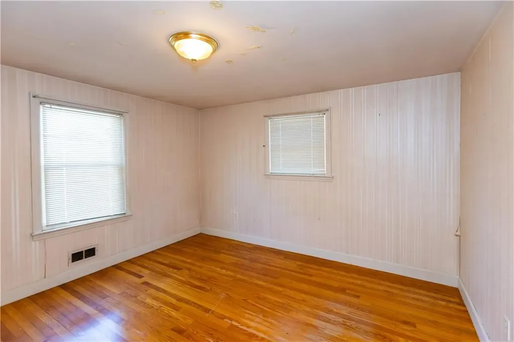 46 Bliss Street East Providence RI 02914