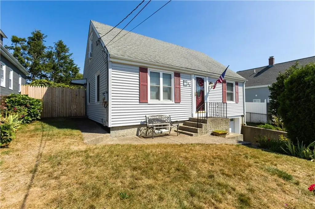 46 Bliss Street East Providence RI 02914