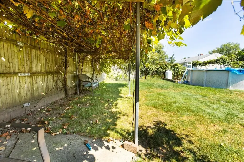 46 Bliss Street East Providence RI 02914