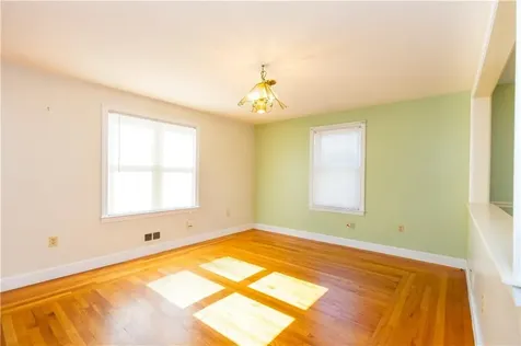 46 Bliss Street East Providence RI 02914